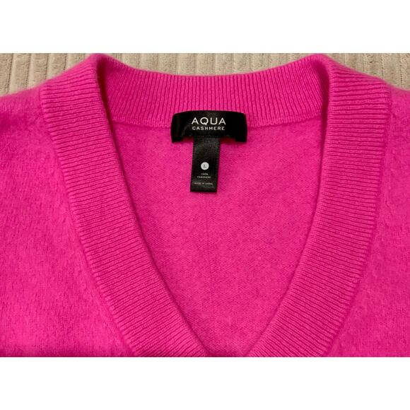 Aqua V-Neck Cashmere Sweater - Picture 3 of 4
